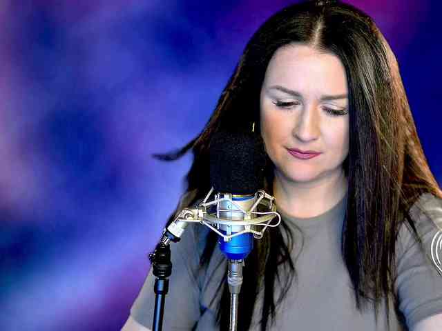 Meskhimusic webcam