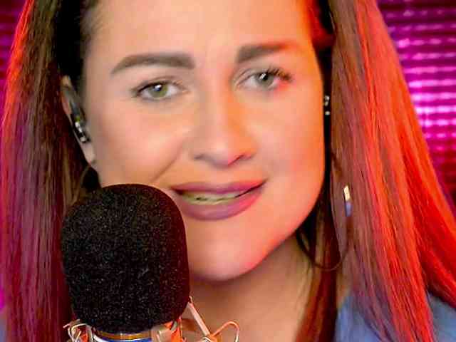 Meskhimusic webcam