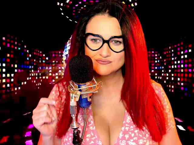 Meskhimusic webcam