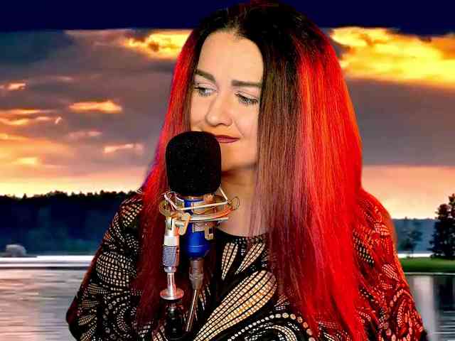 Meskhimusic webcam