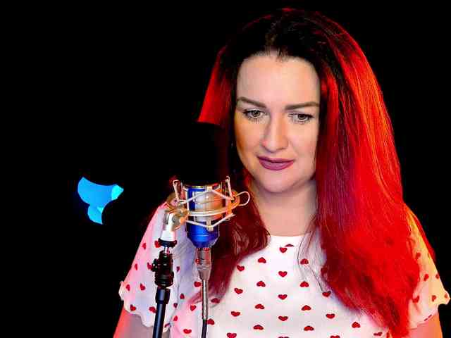 Meskhimusic webcam