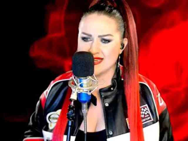 Meskhimusic webcam