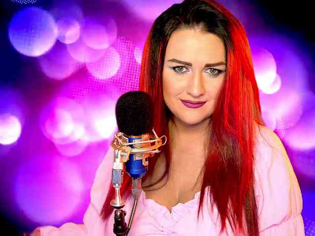 Meskhimusic webcam