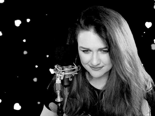Meskhimusic webcam