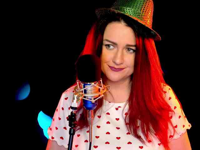 Meskhimusic webcam