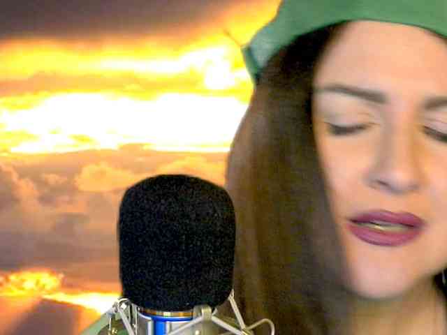 Meskhimusic webcam