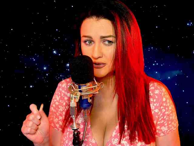 Meskhimusic webcam