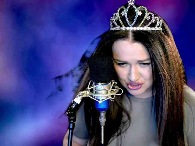 Meskhimusic webcam
