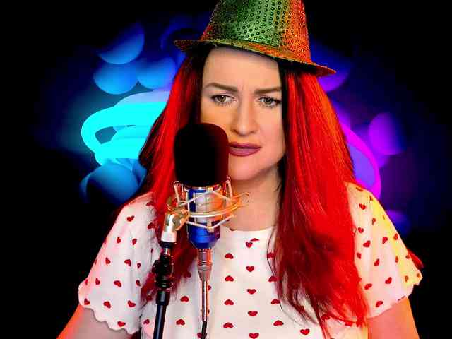 Meskhimusic webcam