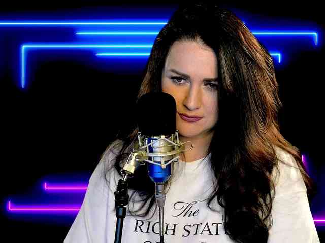 Meskhimusic webcam