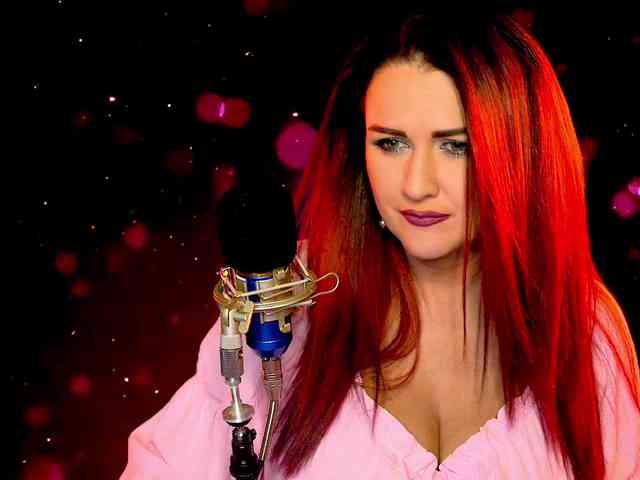 Meskhimusic webcam