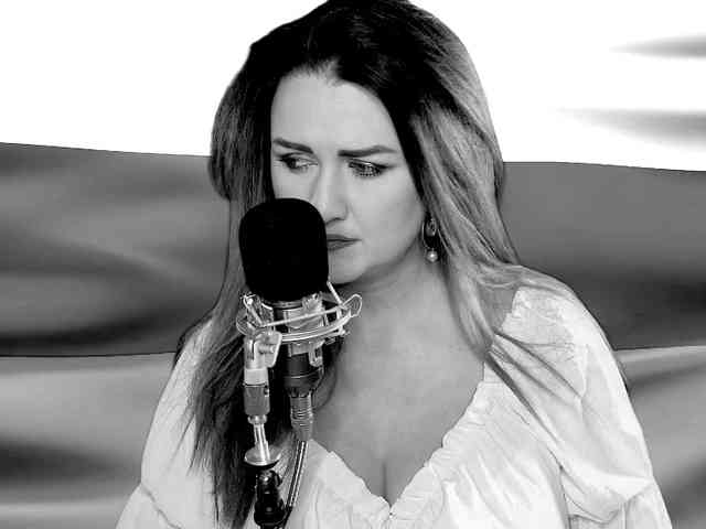 Meskhimusic webcam