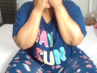 hotchocolateh's Live Webcam