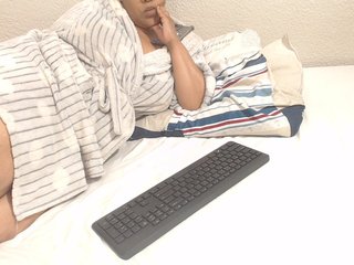 hotchocolateh's Live Webcam