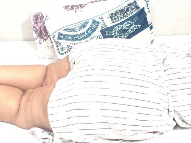 hotchocolateh live cam on BongaCams