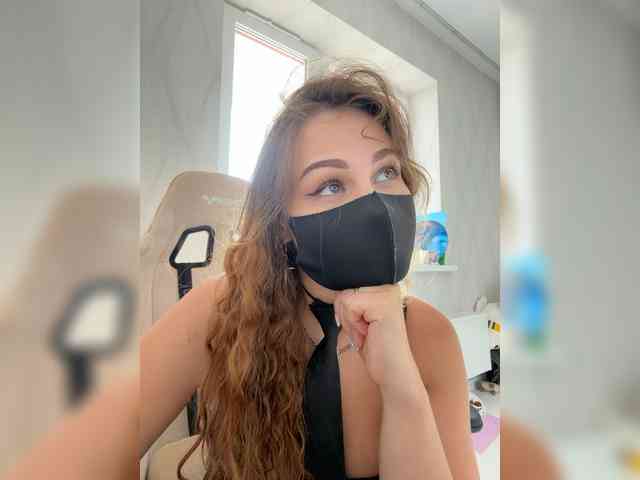 SinfulTyan webcam