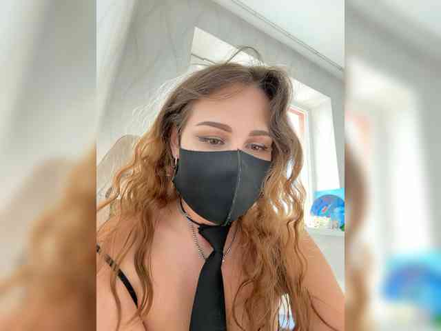 SinfulTyan webcam