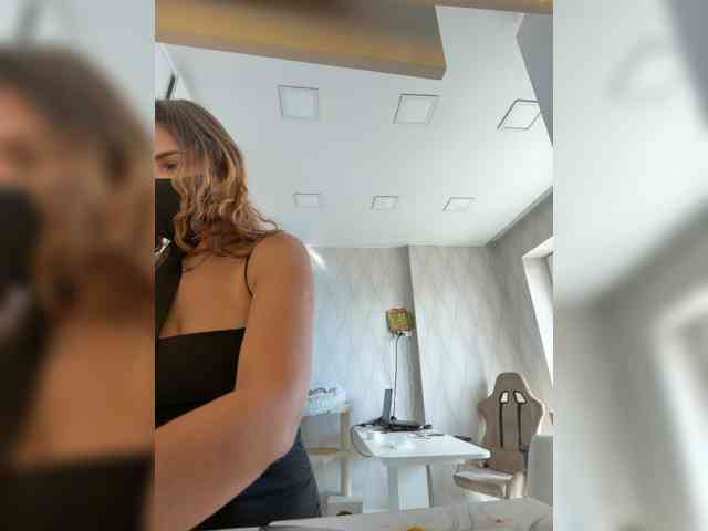 SinfulTyan webcam