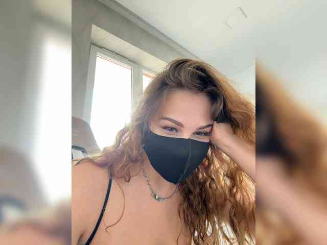 SinfulTyan webcam