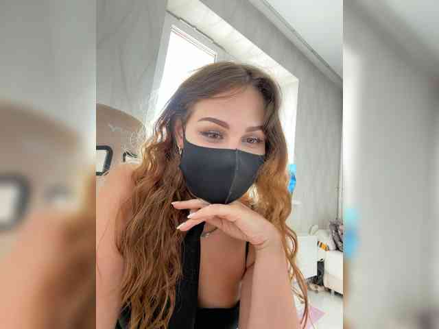 SinfulTyan webcam