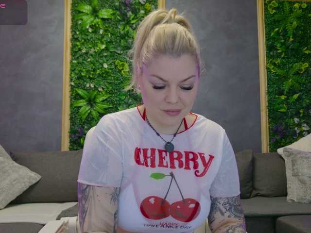AlissaVox's BongaCams show and profile