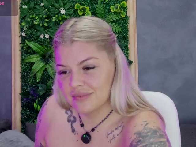 AlissaVox live cam on BongaCams