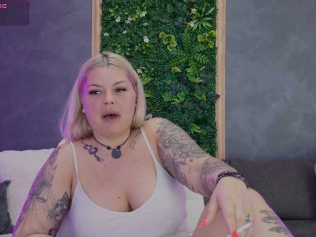 AlissaVox live cam on BongaCams