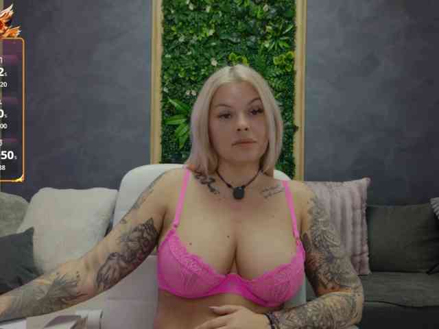 AlissaVox's webcam live show