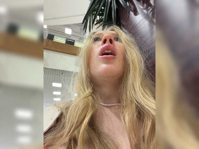 Likachkaa live cam