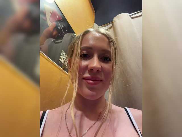 Likachkaa Free Live Cam on BongaCams