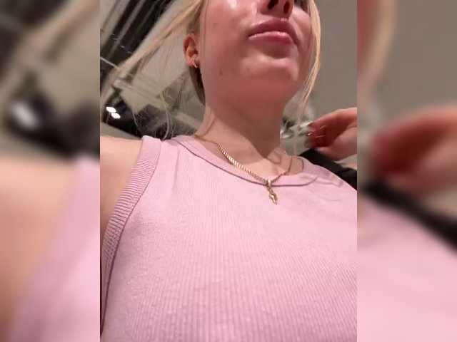 Likachkaa live webcam show
