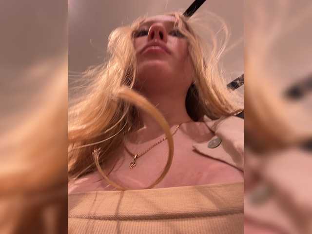 LiiBaby live webcam show