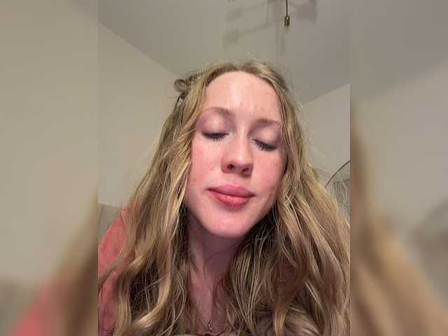 Likachkaa live cam on BongaCams