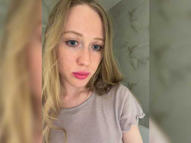 Likachkaa live cam and statistics on UnifiedCams