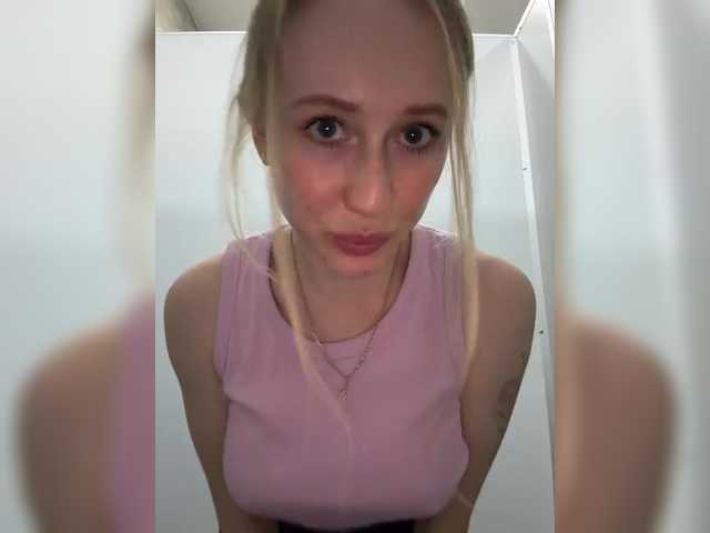 Likachkaa live webcam show