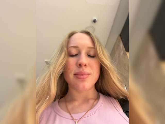 Likachkaa live cam on BongaCams