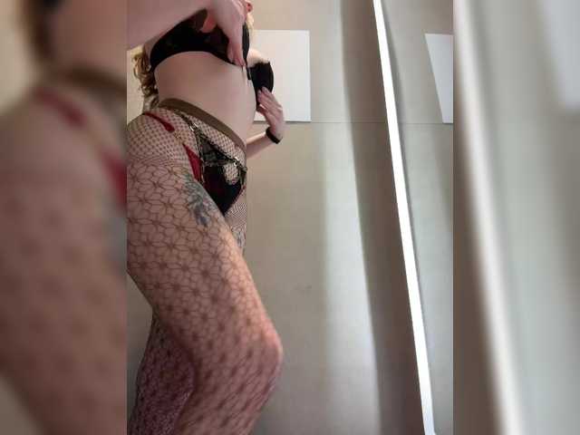 Likachkaa live cam