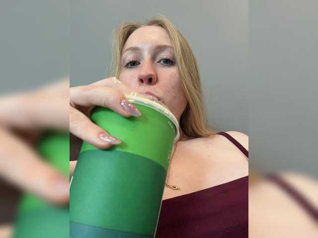 Likachkaa live cam on BongaCams