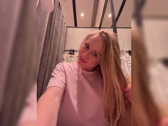 LiiBaby live cam