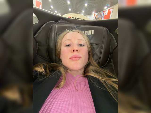 Likachkaa's BongaCams show and profile