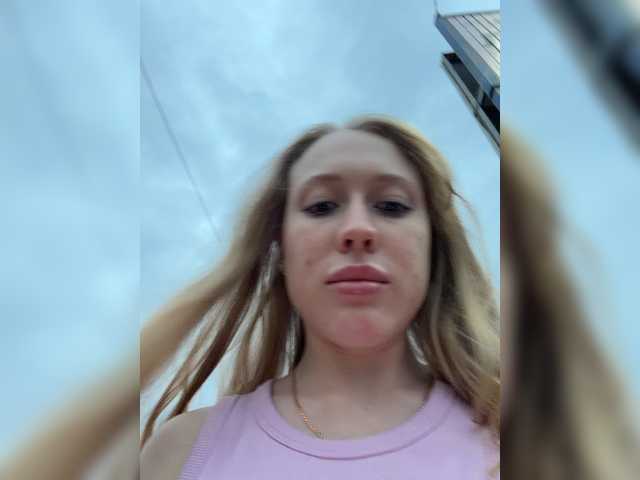 Likachkaa live webcam show