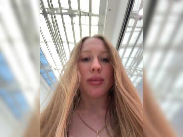 LiiBaby live webcam show