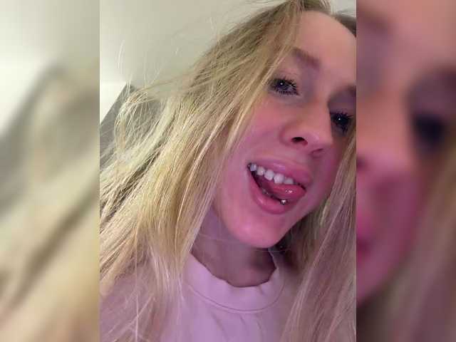 Likachkaa live cam on BongaCams