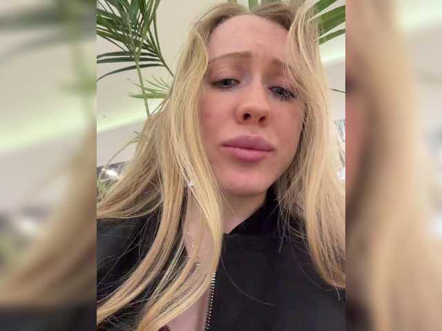 Likachkaa's BongaCams show and profile