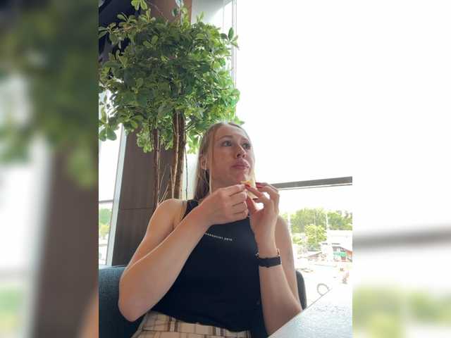 Live трансляция LiiBaby - slutnetki.online