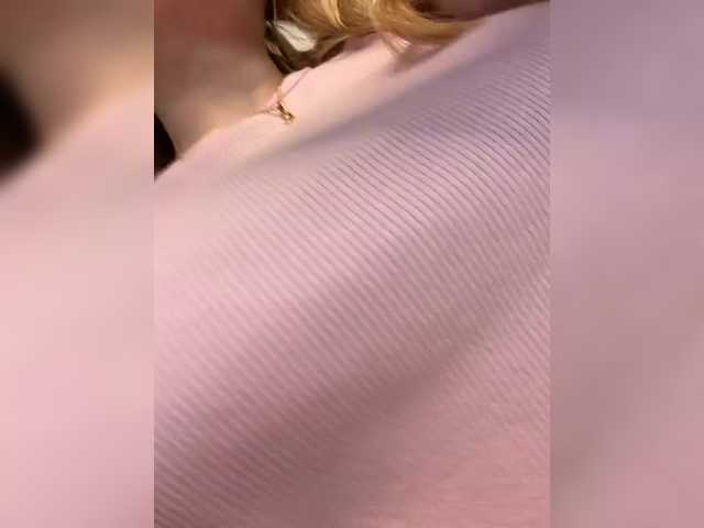 Likachkaa live webcam show