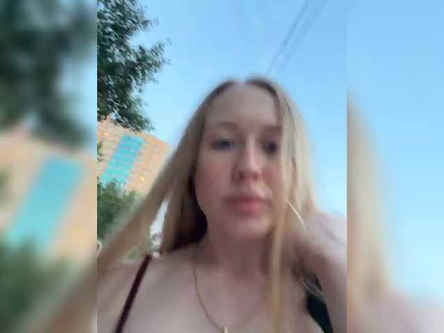 Likachkaa live webcam show