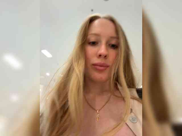 Liibaby's cam show statistics and live stream