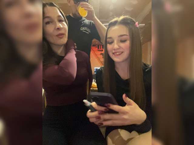 AHaHac_HaxpeH_B_yHuTa3 live cam