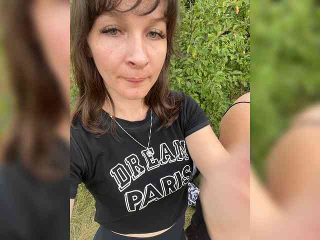 Ahahac_haxpeh_b_yhuta3's cam show statistics and live stream
